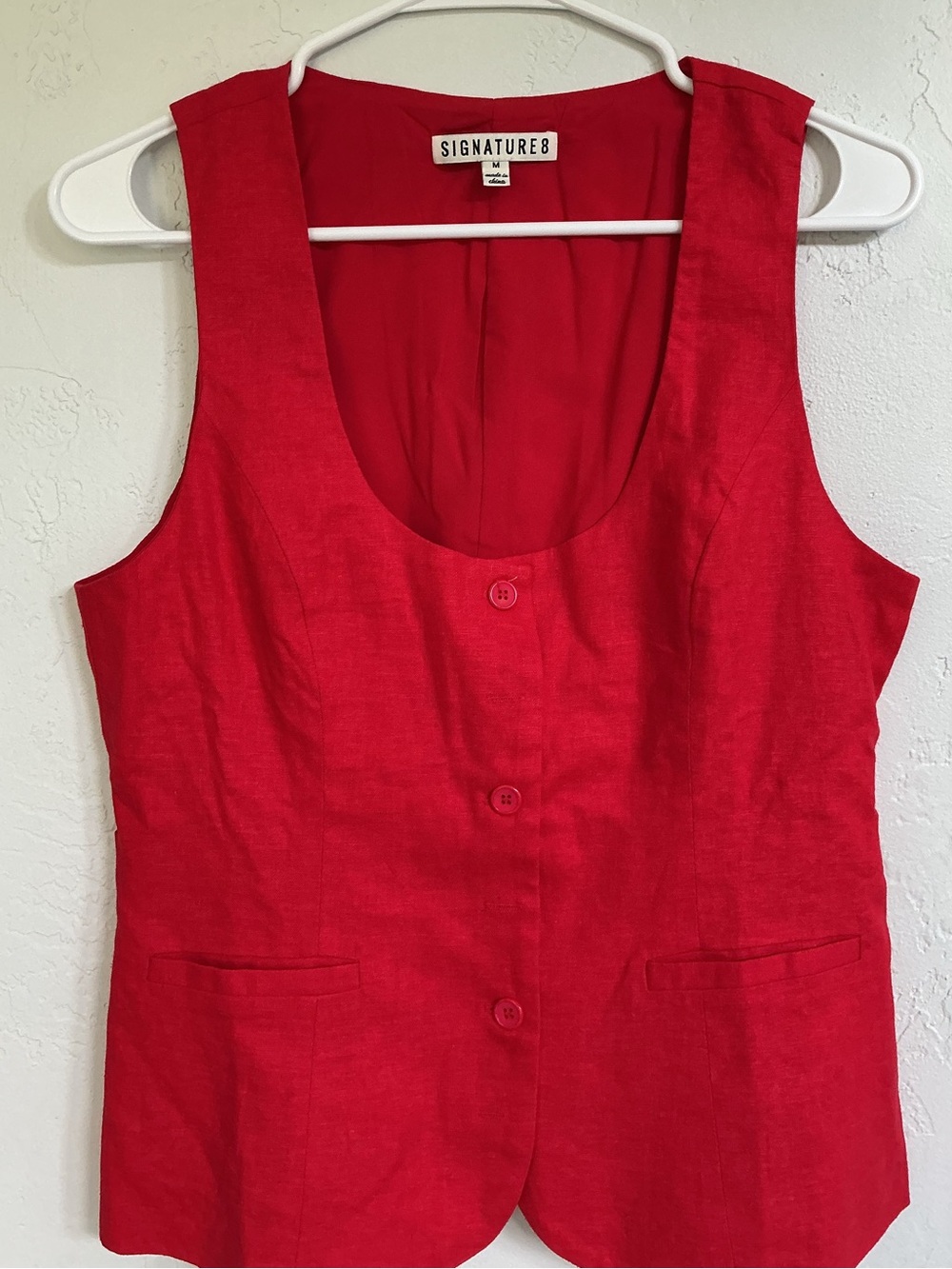 NWT Signature8 Bright Red Sleeveless Button Front Linen Vest